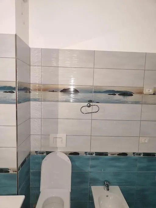 Cozy Apartment In Shengjin 0*,
