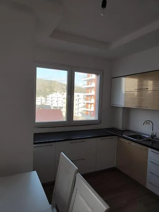 Cozy Apartment In Shengjin